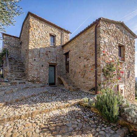Agriturismo C'Era Una Volta カンポロッソ エクステリア 写真