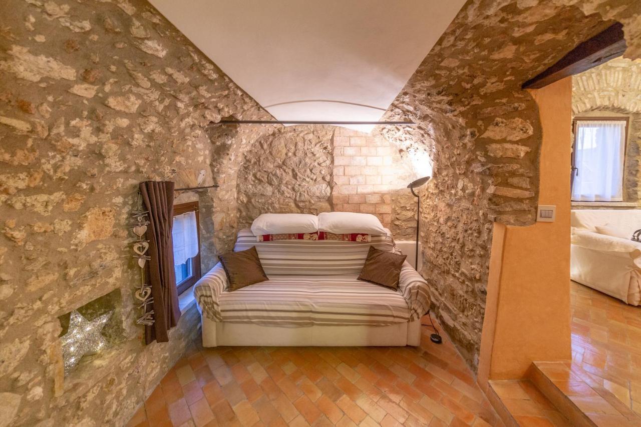 Agriturismo C'Era Una Volta カンポロッソ エクステリア 写真
