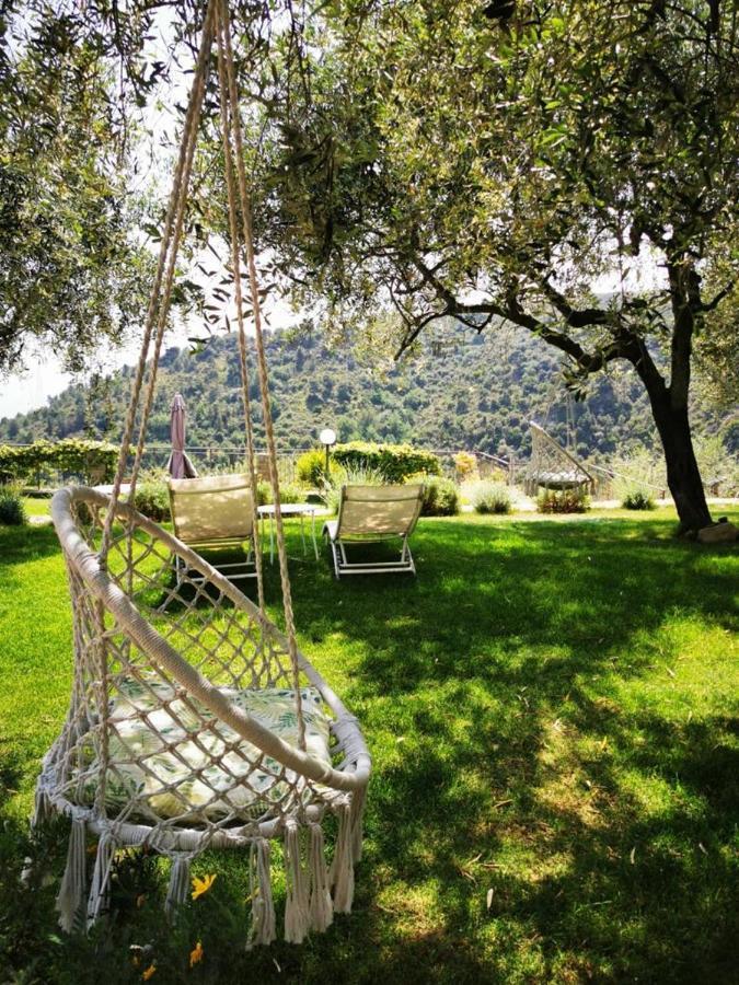 Agriturismo C'Era Una Volta カンポロッソ エクステリア 写真
