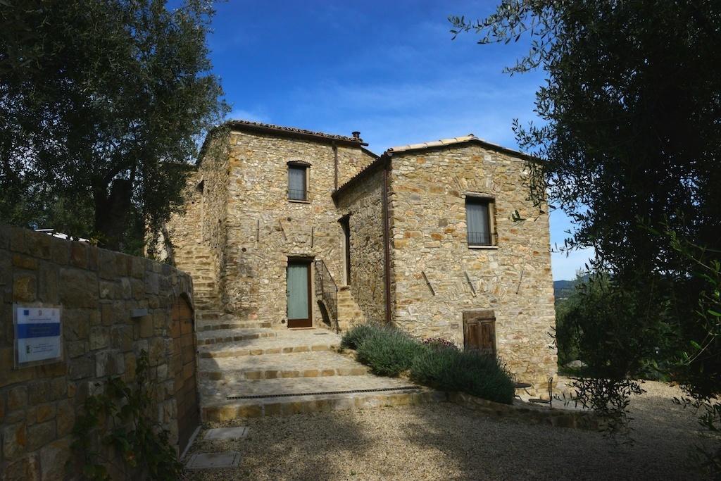 Agriturismo C'Era Una Volta カンポロッソ エクステリア 写真
